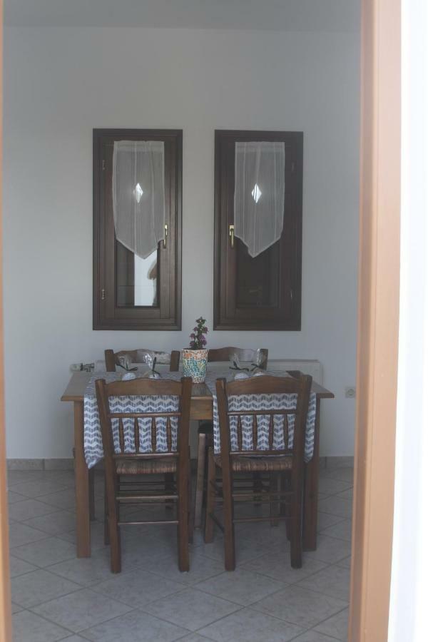Apartments Marpissa Luaran gambar
