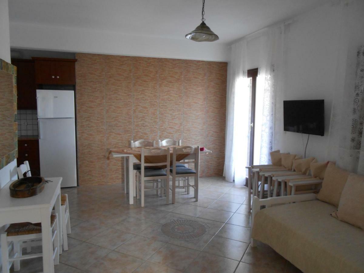 Apartments Marpissa Luaran gambar