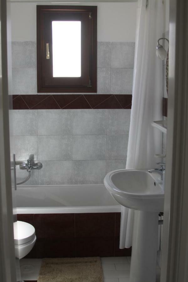 Apartments Marpissa Luaran gambar