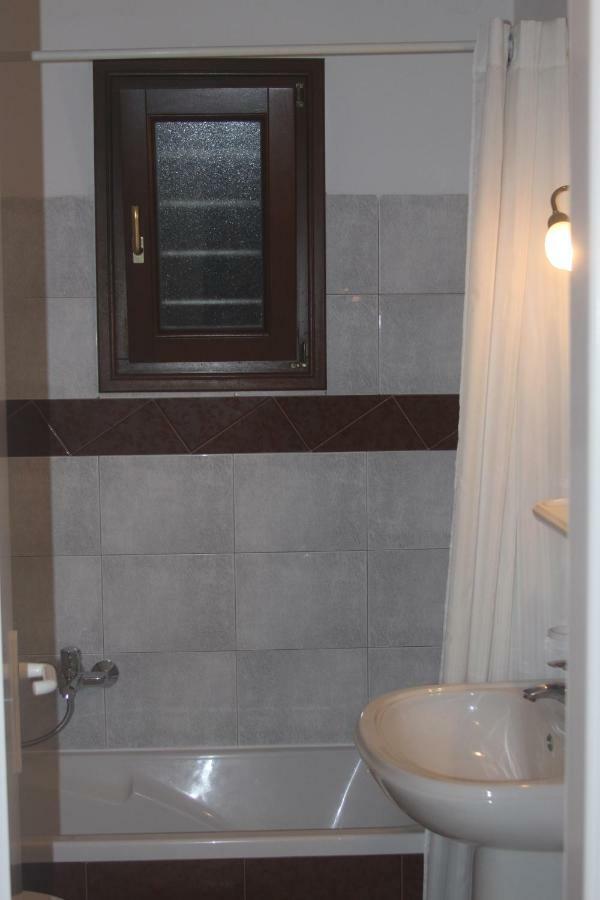 Apartments Marpissa Luaran gambar