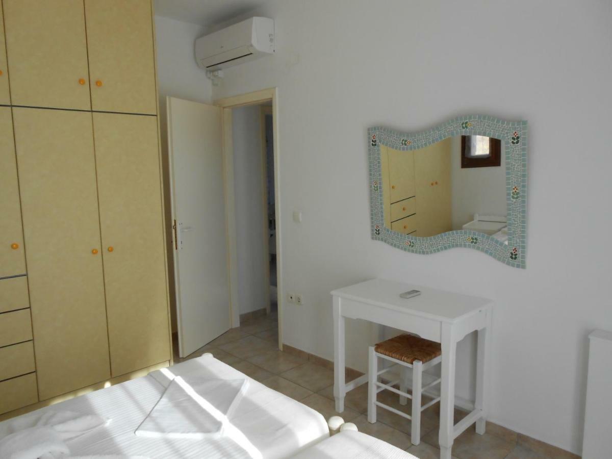 Apartments Marpissa Luaran gambar
